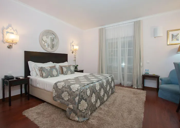 Отель Casa Senhoras Rainhas - - By Unlock Обидуш