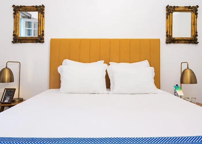 Отель Casa Senhoras Rainhas - - By Unlock 4*