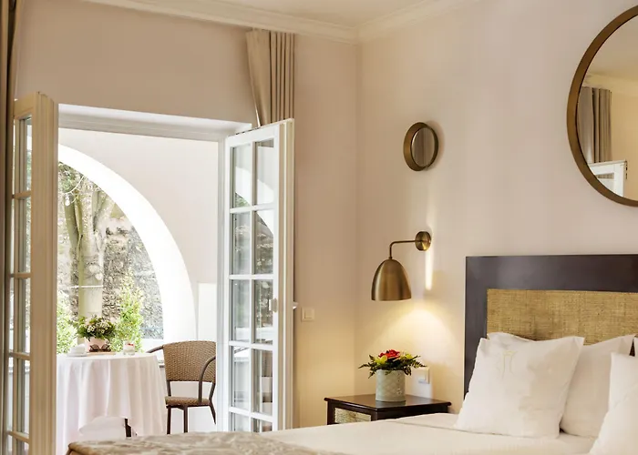 Отель Casa Senhoras Rainhas - - By Unlock 4*